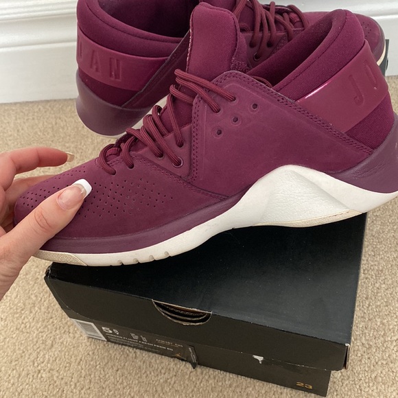 Jorden shoes - Picture 4 of 4